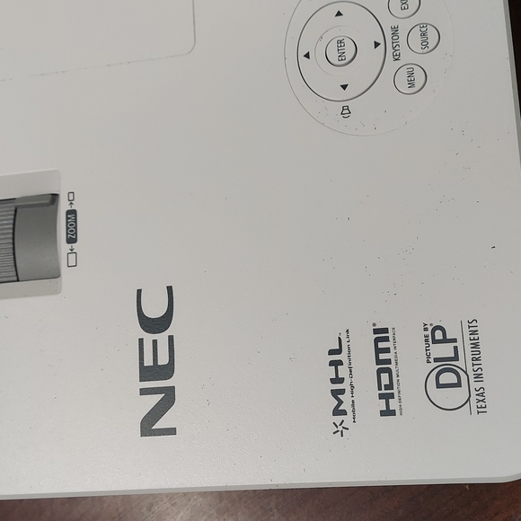 Video projector - Picture 2 of 3